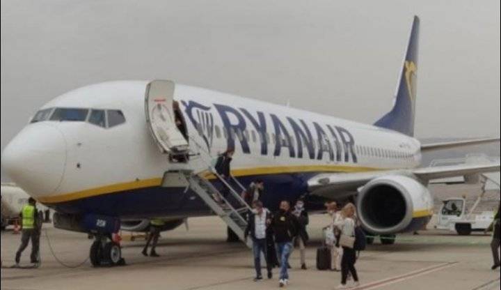 قدوم 21 طائرة لسياح من التشيك إلى الأردن خلال شهرين ونصف