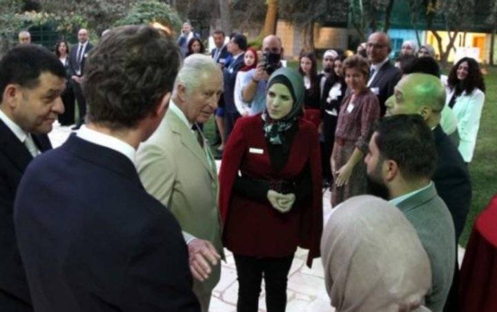 الأمير تشارلز يلتقي عددا من الشباب المستفيدين من برامج مؤسسة تشارلز الدولية
