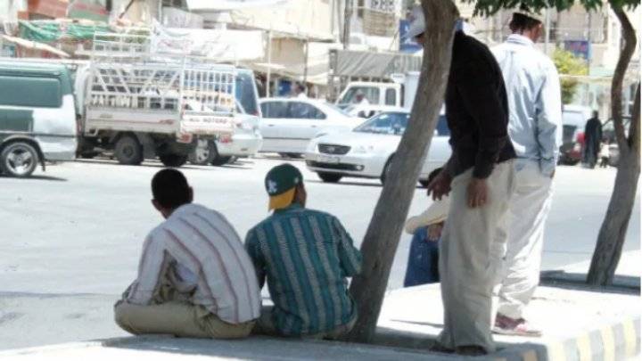 الحكومة: لدينا مشكلة في تطعيم اللاجئين والوافدين