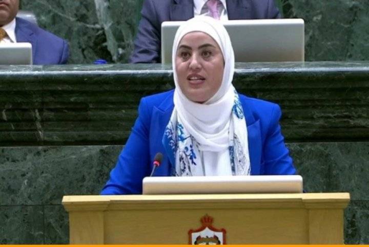 بني مصطفى : التعديلات الدستورية تضمنت تعزيز تمكين المرأة