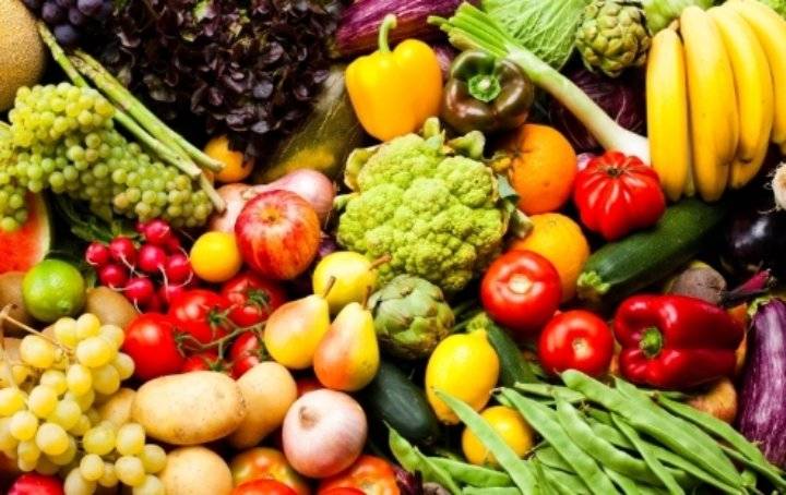 لجنة لإعادة النظر في شروط ترخيص واستيراد منتجات زراعية