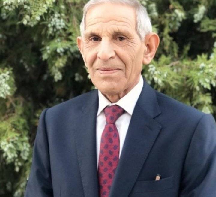 الخرابشة يتساءل: لماذا تكلفون لجانا من الخبراء وتتخذون قرارات فردية؟