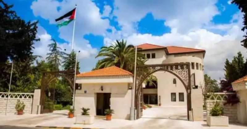 الحكومة تقر نظام القناصل الفخريّين