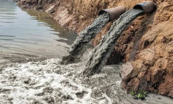 الكرك.. تفريغ خزانات مياه بلدة مؤتة بعد اكتشاف تلوث