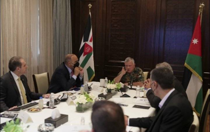 الملك: مواصلة العمل للوصول إلى التأمين الصحي الشامل