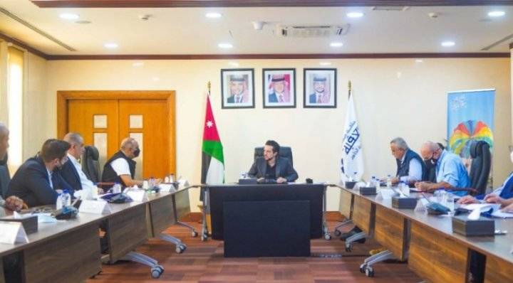 ولي العهد يتابع سير تنفيذ خطة استراتيجية العقبة