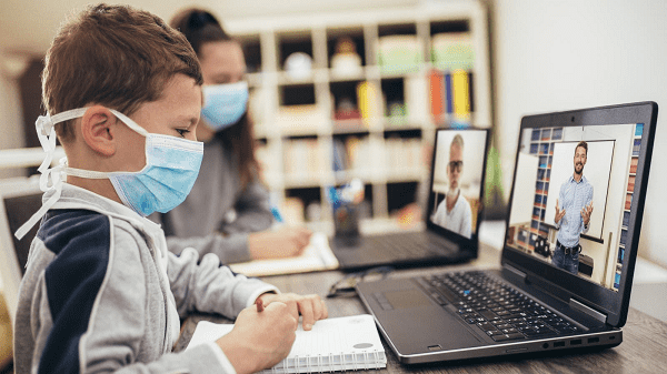 الطراونة: على الحكومة تهيئة المدارس للتعليم عن بعد