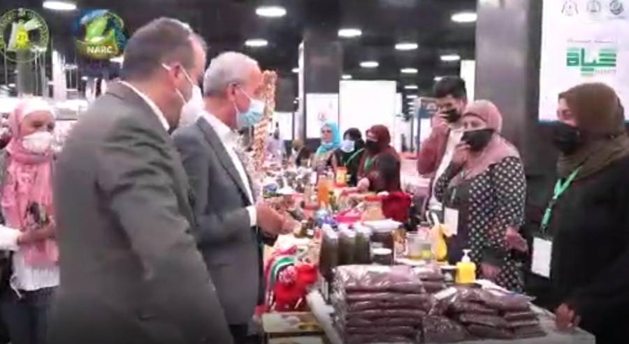 الجغبير:  غرف الصناعة تدعم اقامة معرض منتجات الزيتون سنويا لدوره في  تسويق المنتجات الصناعية والزراعية ...صور