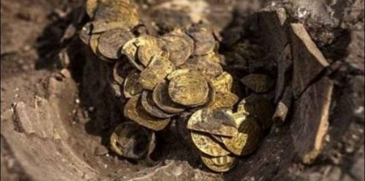 حقيقة اكتشاف معلومات عن امرأة ثرية في البترا