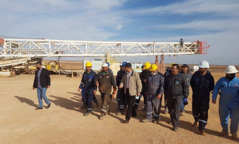 الحكومة تُطلق مشروع استكشاف الفوسفات في الرويشد