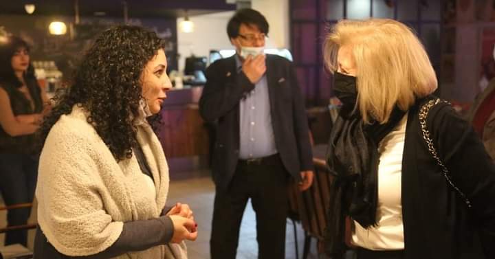 وزيرة الثقافة تزور مسرح الشمس