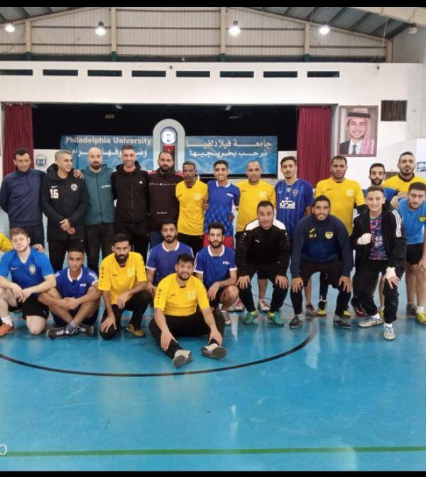 جامعة فيلادلفيا تقيم لقاءات ودية بكرة القدم