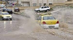 كميات الأمطار التي هطلت من بداية الموسم 20212022  ونسبتها من المعدل العام طويل الأمد