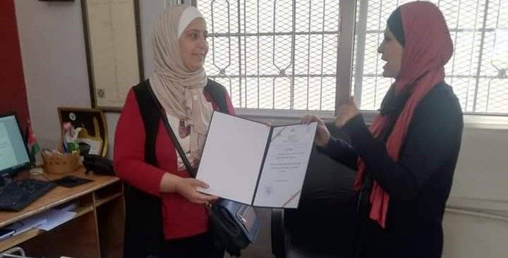 الناشطة الاجتماعية نجود الزعبي تتبنى تدريب أبناء وبنات المجتمع المحلى دون جهات داعمة…