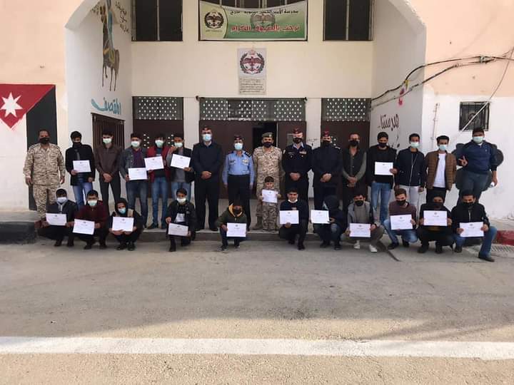 العبوس ..يخرج دورة اصدقاء الامن العام ضمن مشروع (بنيان)