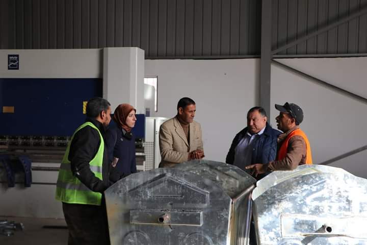 مصنع الحاويات التابع لبلدية الكرك الكبرى يبدأ إنتاجه