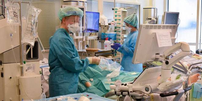 12 حالة وفاة و1606 إصابات جديدة بكورونا في لبنان