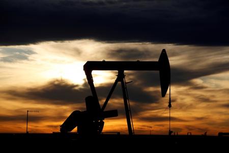 إرتفاع النفط وسط استمرار مخاوف المستثمرين من أوميكرون