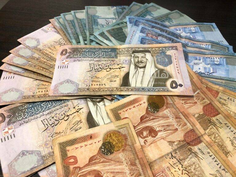 صندوق الائتمان العسكري يعلن عن إيداع الرواتب