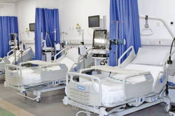 القطب: سرعة انتشار أوميكرون قد تحدث زيادة في الادخالات للمستشفيات الأردن