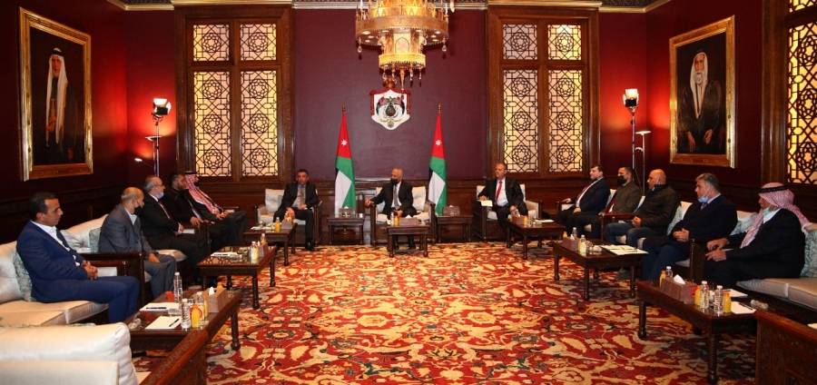 العيسوي  يلتقي وفدًا من عشيرة الدباس. ..صور