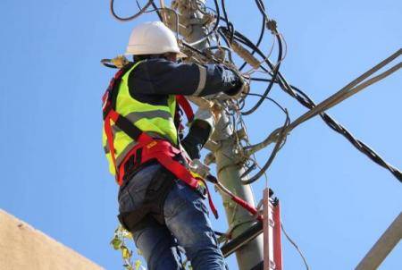 فصل التيار الكهربائي عن مناطق في الكرك السبت (أسماء)