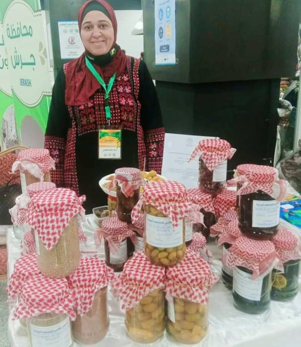 سعاد النظامي.. منتجات تحاكي نجاح مشروع ريادي