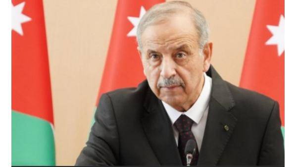 زيارة مفاجئة لوزير الإدارة المحلية إلى بلدية الزرقاء