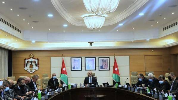 الحكومة توافق على تمديد منح شركات الاتِّصالات المحليَّة تردّدات إضافيَّة