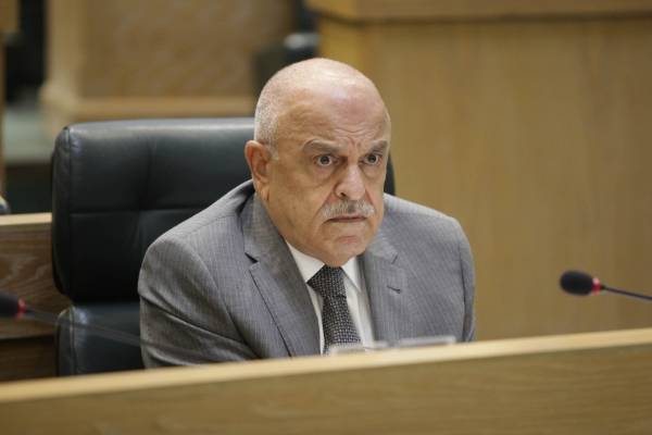 المعشر: ضد أي حكومة تضع أولويات لنفسها والفقر والبطالة أولويات وطنية