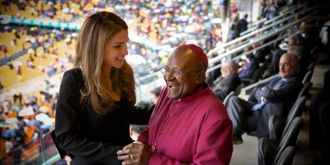 الملكة تنعى الأسقف ديزموند توتو: كان منارة في الشجاعة