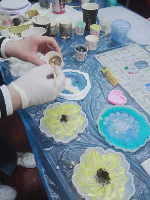 كلنا الأردن تنظّم دورة تدريبية بأساسيات فن الريزن