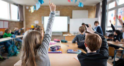 عطاءات  لإنشاء مدارس في الأردن... تفاصيل