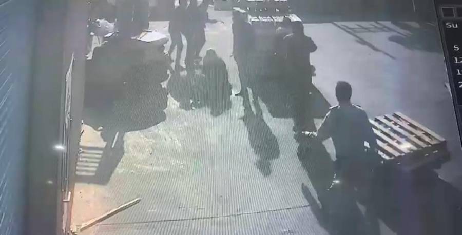 مصدر لنيروز : اعتداء أحد العاملين  وعائلته على مالك  مصنع