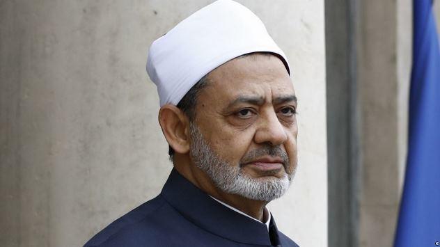 الأزهر يهنئ المسيحيين بأعياد الميلاد