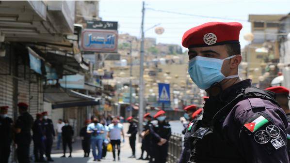 تطبيق أمر دفاع يشترط تلقي جرعتين من لقاح كورونا لدخول المنشآت السبت