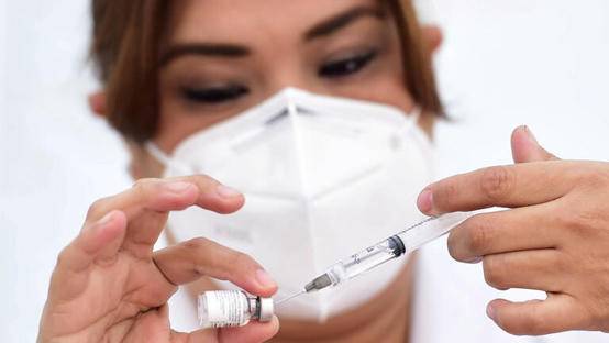 4 مليون تلقوا جرعتي لقاح كورونا في الاردن