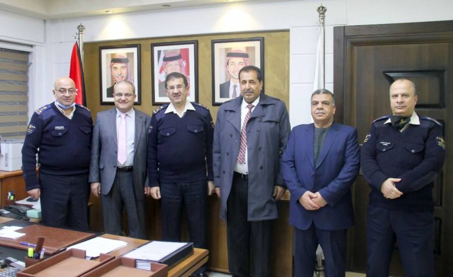 تشاركية بين جامعة جدارا ودائرة الجمارك الأردنية.. صور