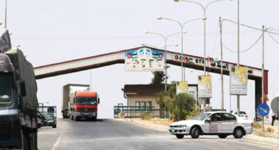 ابو عاقولة ؛ نسبة العمل ونقل البضائع الى سوريا عن طريق ميناء العقبة خلال العام الماضي تجاوزت 900 بالمئة مقارنة مع سنوات سابقة.