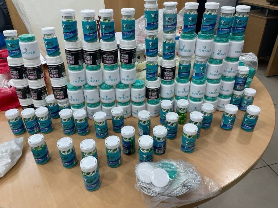 الغذاء والدواء: إحالة مرتكبي تزوير مستحضرات تنحيف تحتوي على مادة  خطرة محظورة إلى التحقيق