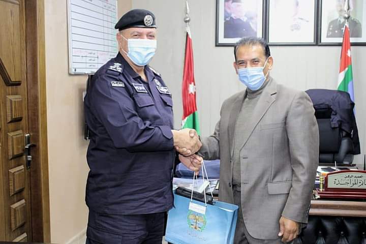 الأمن العام يكرم عدد من الضباط المتقاعدين