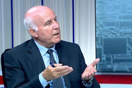 البلبيسي يتوقع أن يسود متحور أوميكرون الشهر المقبل في المملكة