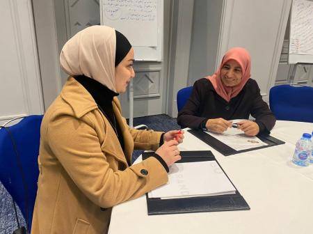 الدكتورة السعود تشرح دور المرأة في مجالات الحياة المختلفة