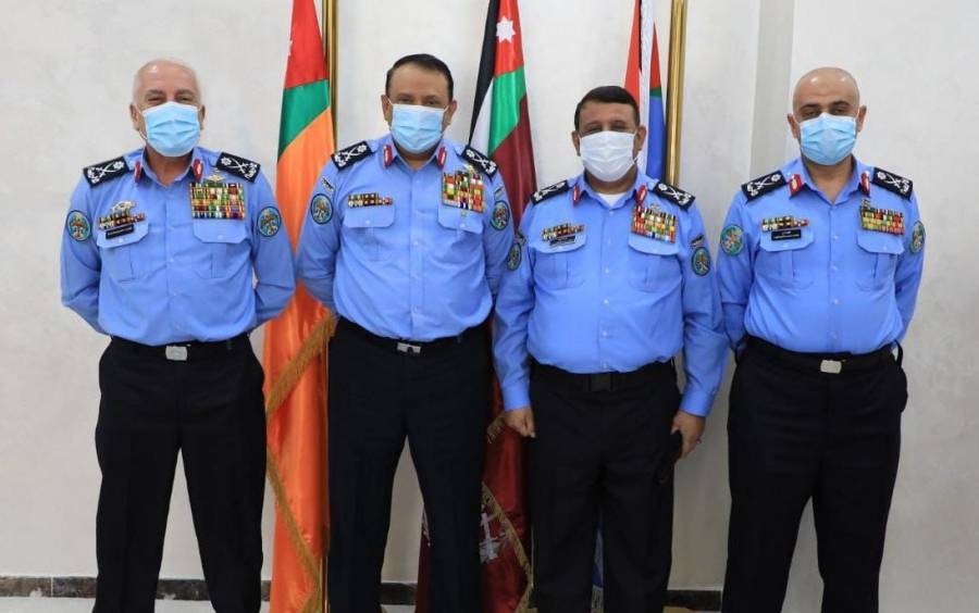 مدير الأمن العام يكرم ألوية متقاعدين ...أسماء