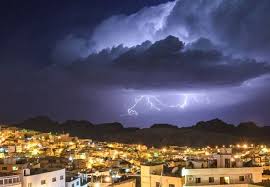 طقس العرب: عدم استقرار جوي مؤقت بدءا من الليلة