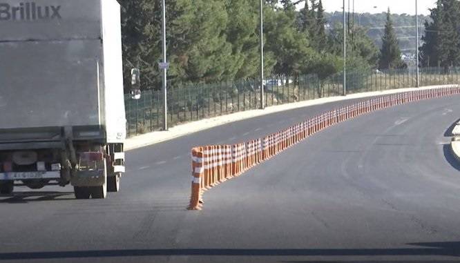 رغم وعود الأشغال إلا أن مشكلة شارع الخدمات على طريق المطار ما زالت مستمرة