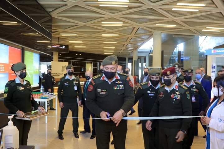 افتتاح محطة فحص “PCR” خاصة برفاق السلاح في مطار الملكة علياء