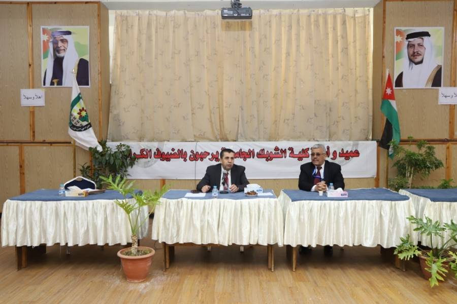 العجلوني يتفقد أعمال إعادة تَأهيل مبنى سكن الطالبات وإنشاء سكن العمال في كلية الشوبك الجامعية... صور