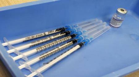 تأمين 17.5 مليون جرعة لقاح كورونا في الأردن خلال عام