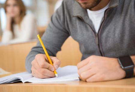 جلستان لامتحان التكميلي السبت